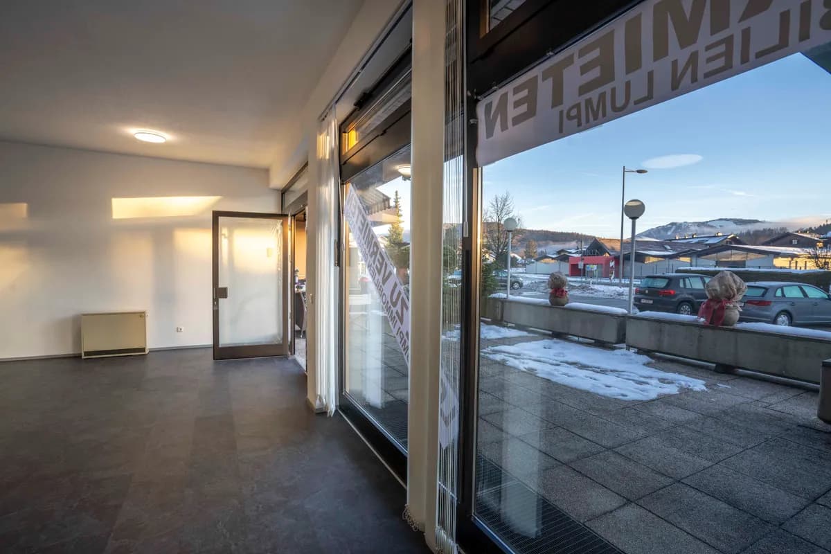 Gewerbeimmobilie kaufen in Hallein – 93 m², € 349.000 – Bild 2 von 10