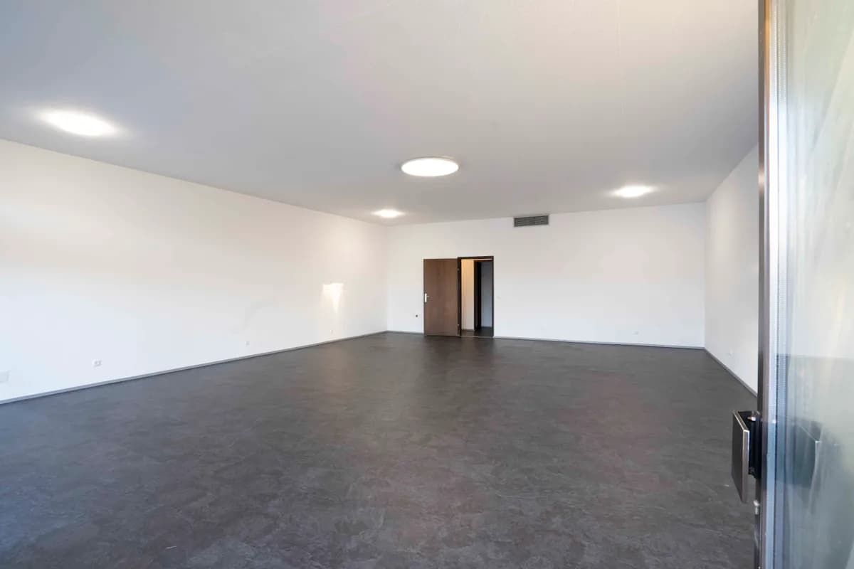 Gewerbeimmobilie kaufen in Hallein – 93 m², € 349.000 – Bild 6 von 10