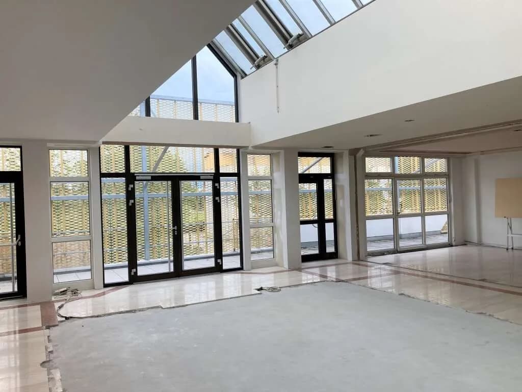 Gewerbeimmobilie mieten in Wels-Land – 188 m², € 1.542