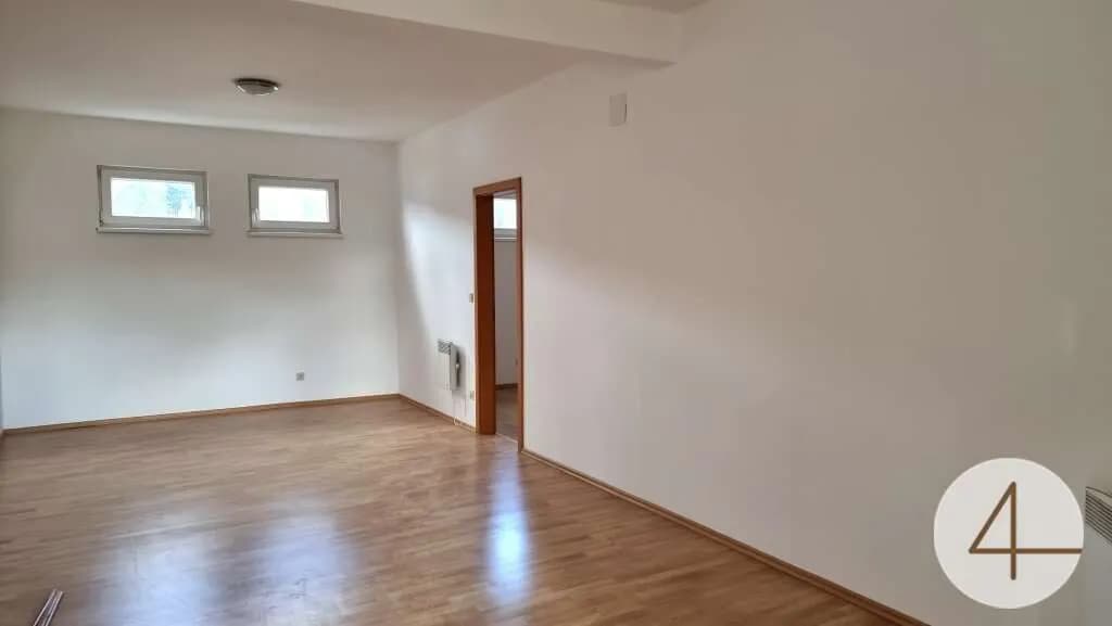 Gewerbeimmobilie kaufen in Gmünd – 1 900 m², € 690.000 – Bild 30 von 42