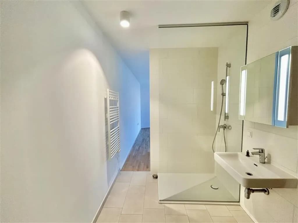 1-Zimmer-Wohnung mieten in Wien – 44,99 m², € 920 – Bild 3 von 11