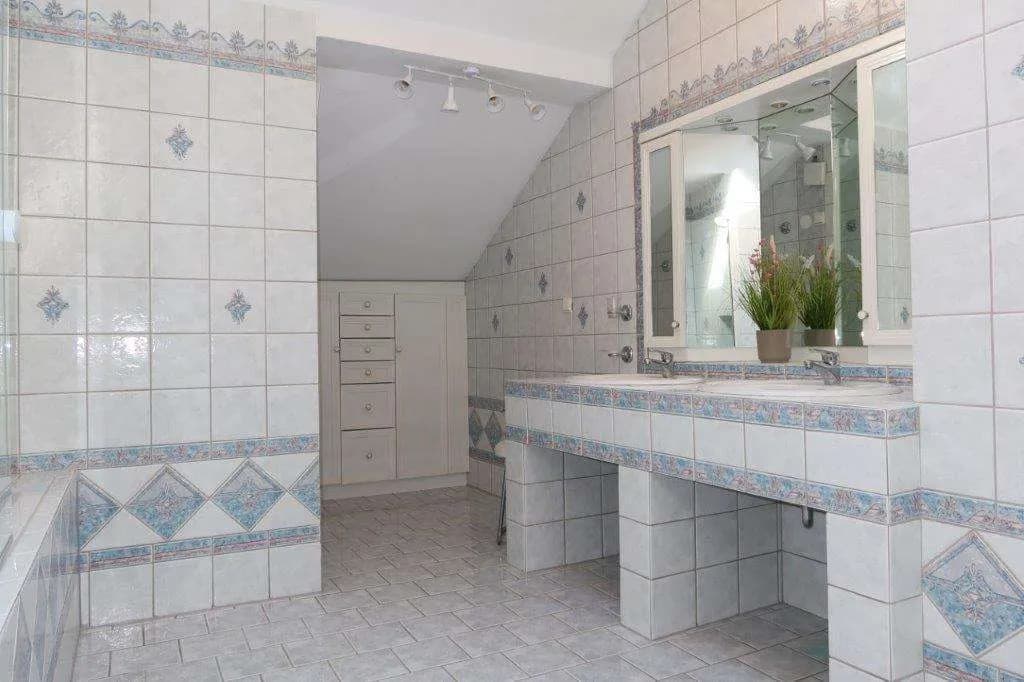 10-Zimmer-Immobilie kaufen in Mödling – 400 m², € 1.700.000 – Bild 7 von 13
