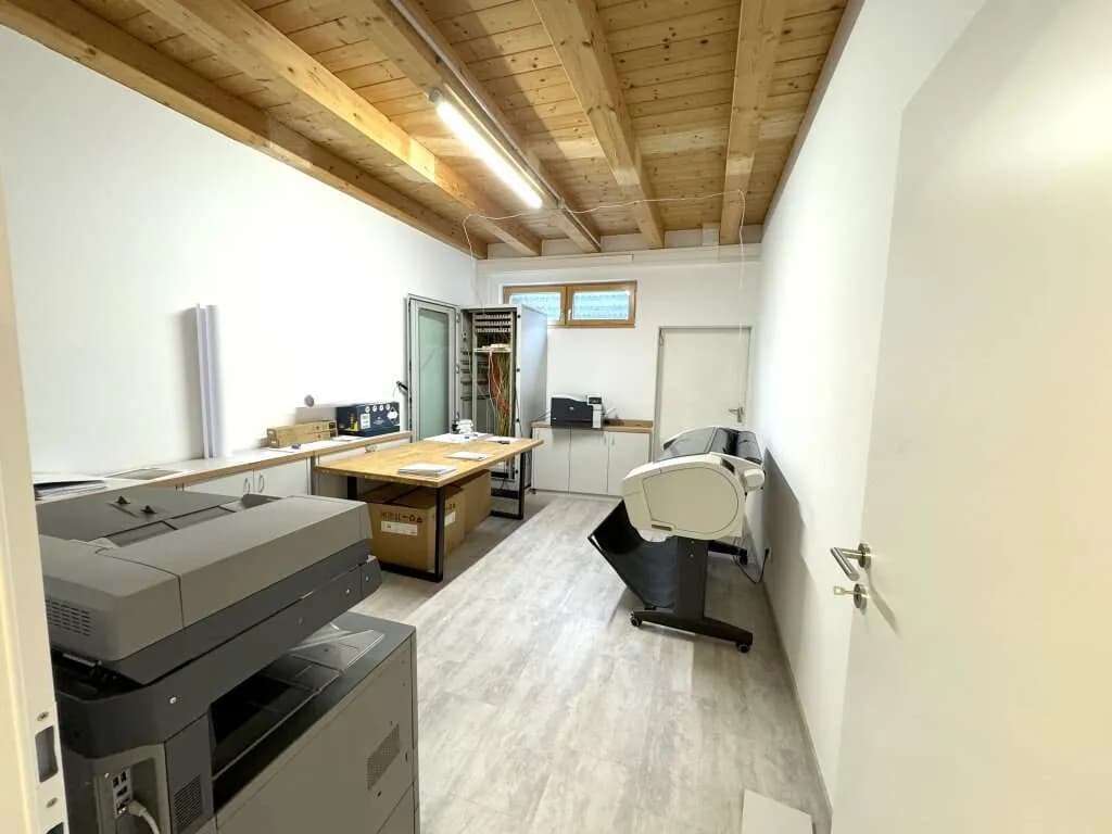 8-Zimmer-Gewerbeimmobilie mieten in Graz-Umgebung – 356 m², € 4.678 – Bild 3 von 26