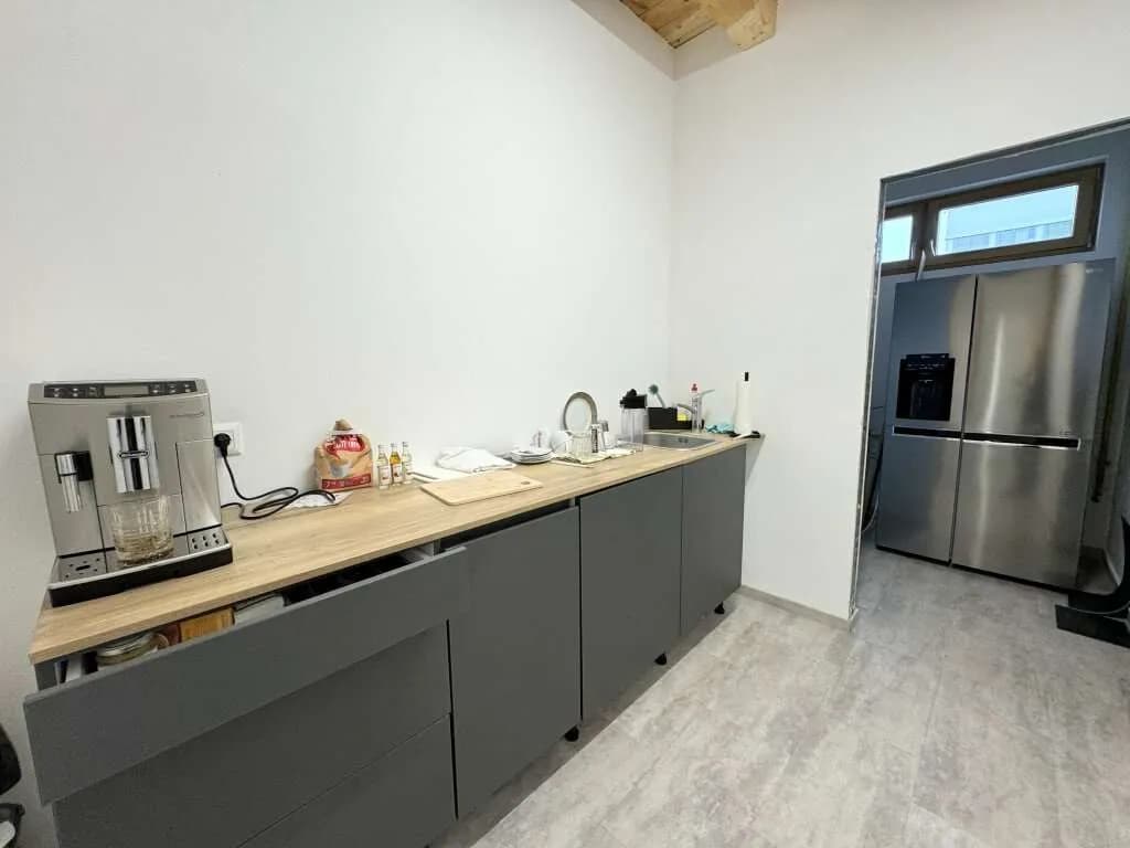8-Zimmer-Gewerbeimmobilie mieten in Graz-Umgebung – 356 m², € 4.678 – Bild 8 von 26