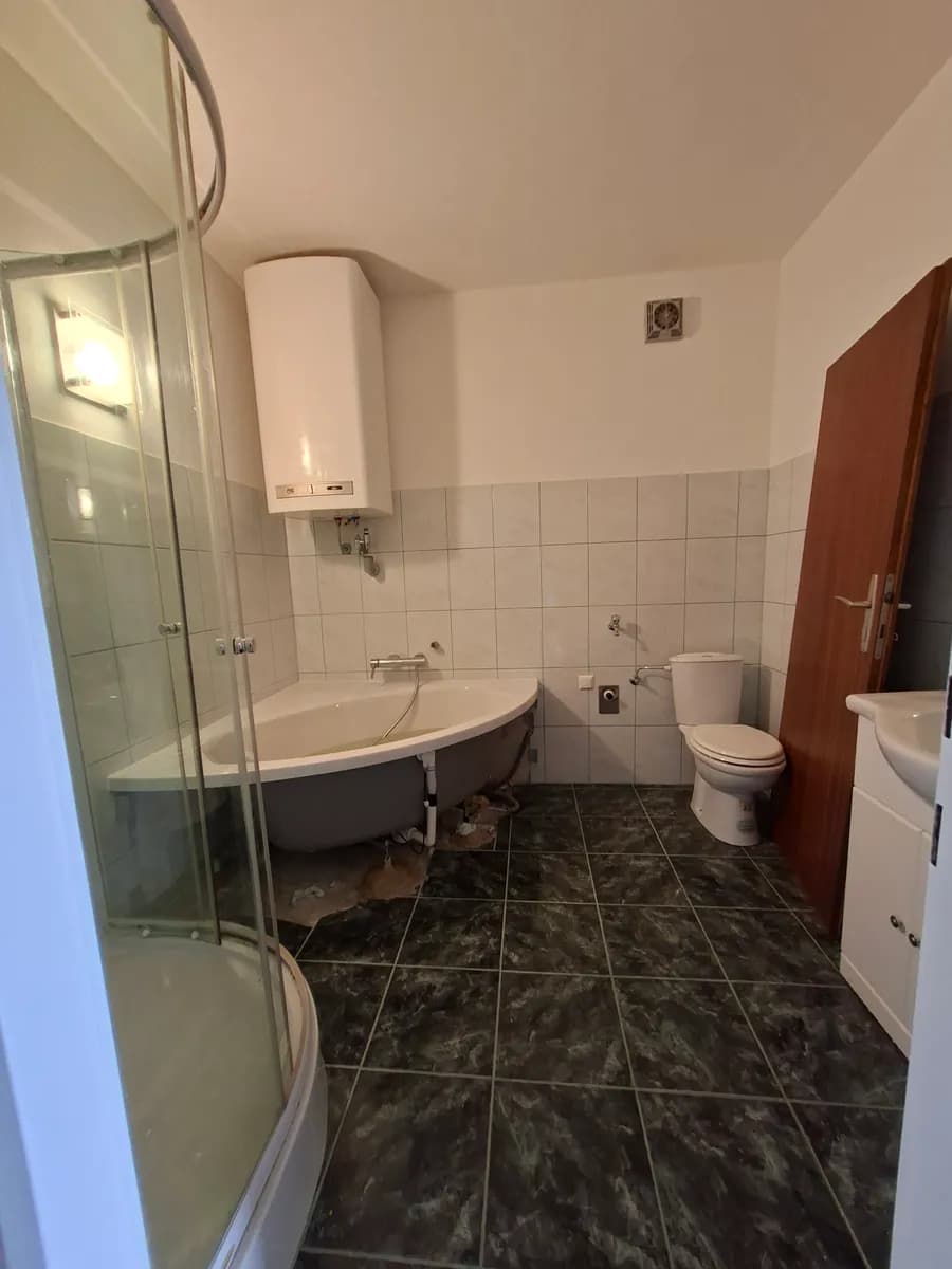 3-Zimmer-Wohnung mieten in Steyr – 98 m², € 865 – Bild 8 von 10