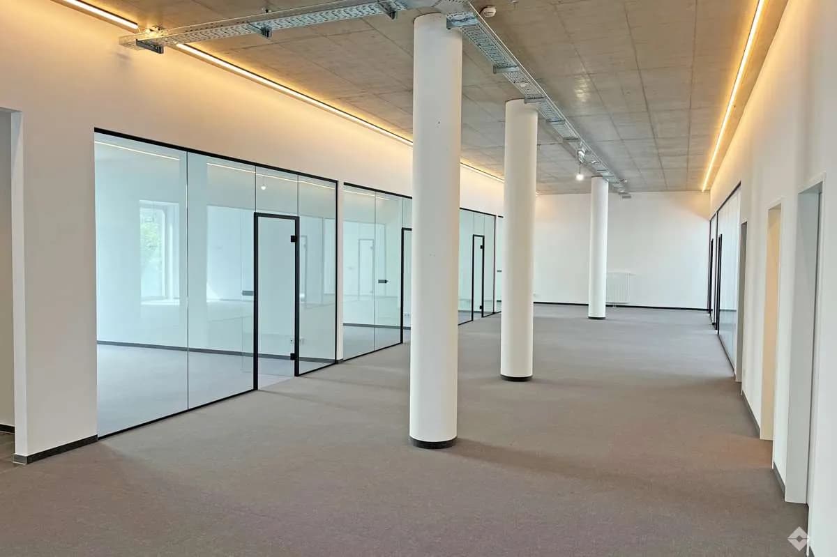Gewerbeimmobilie kaufen in Hallein – 427 m², € 1.548.225 – Bild 11 von 14