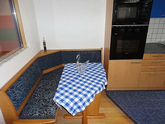 2-Zimmer-Wohnung mieten in Wien – 58 m², € 880 – Bild 2 von 7