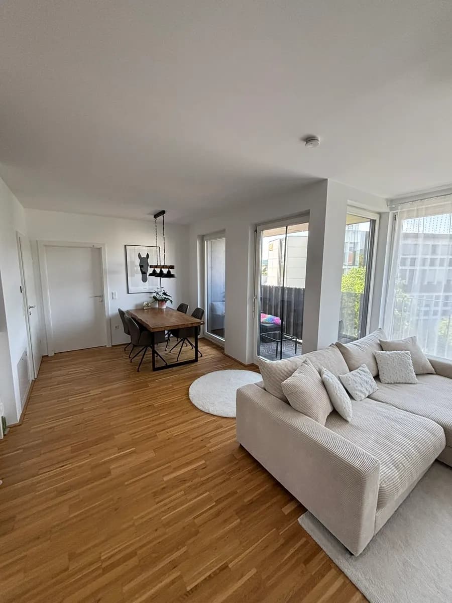2-Zimmer-Wohnung mieten in Baden – 62 m², € 988 – Bild 3 von 11