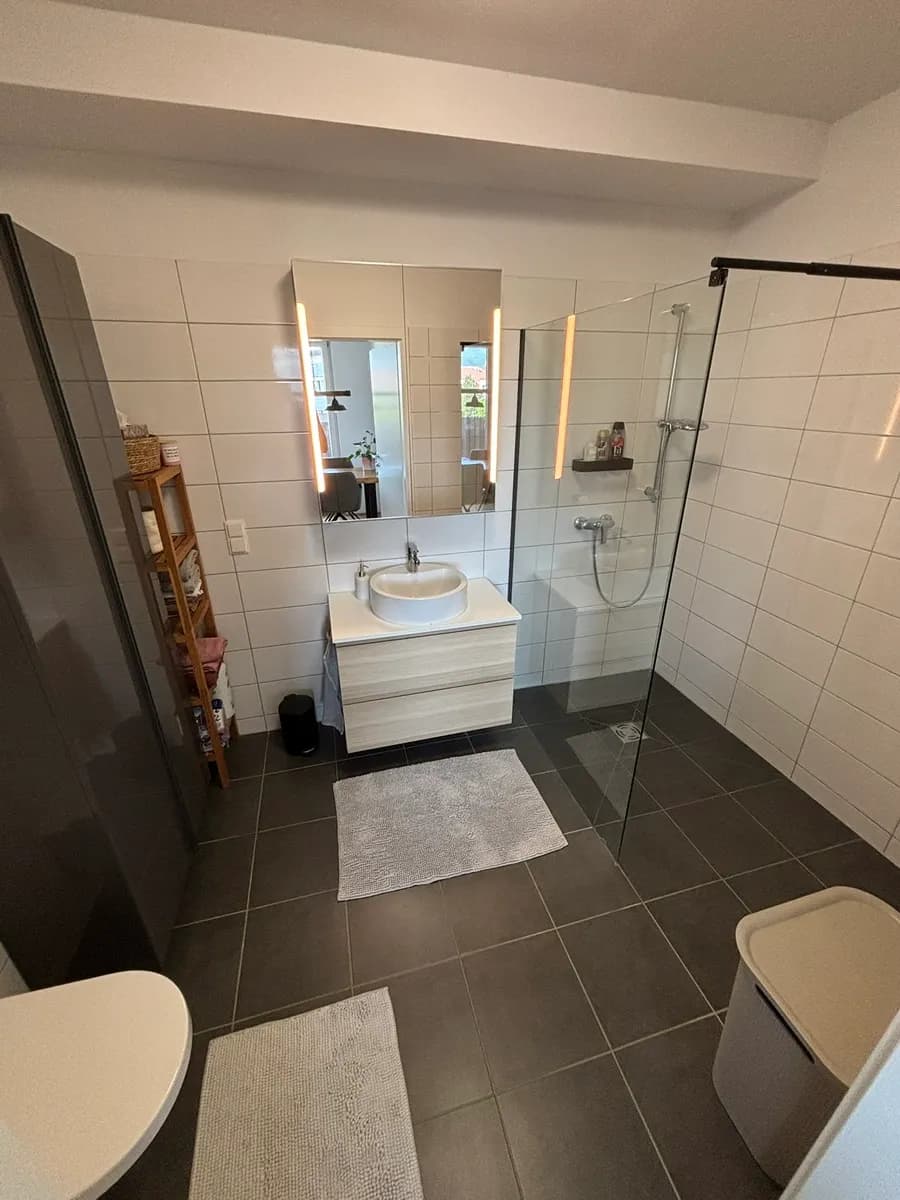 2-Zimmer-Wohnung mieten in Baden – 62 m², € 988 – Bild 8 von 11