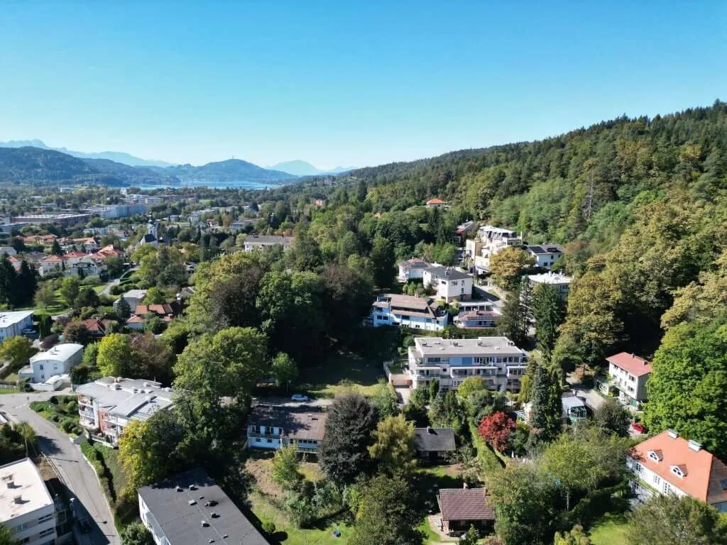 8-Zimmer-Haus kaufen in Klagenfurt – 290 m², € 750.000 – Bild 2 von 15