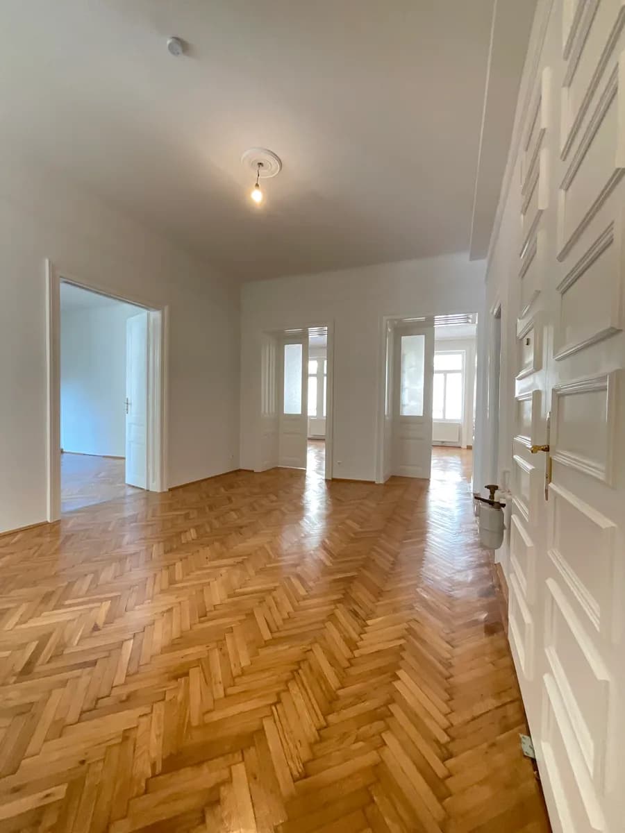 4-Zimmer-Wohnung mieten in Wien – 145 m², € 2.526