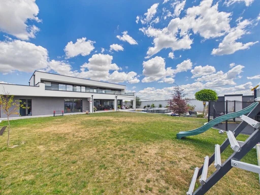 7-Zimmer-Haus kaufen in Mattersburg – 400 m², € 1.790.000 – Bild 3 von 21