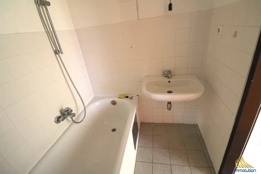 3-Zimmer-Wohnung kaufen in Perg – 66,86 m², € 128.000 – Bild 8 von 11