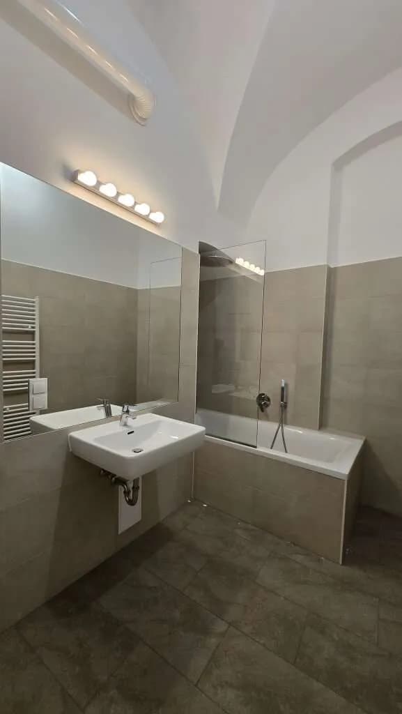 2-Zimmer-Gewerbeimmobilie mieten in Wien – 88 m², € 1.961 – Bild 10 von 25
