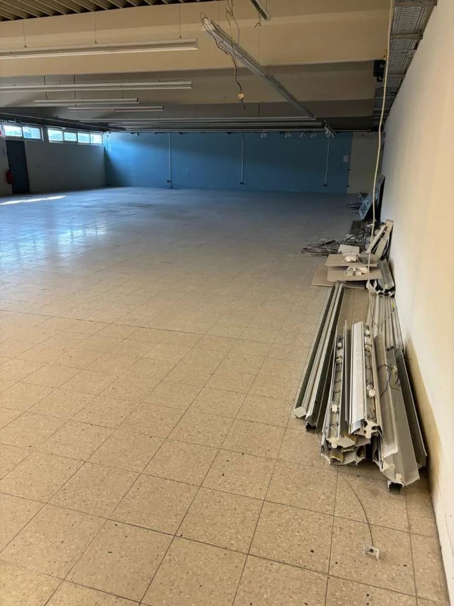 Gewerbeimmobilie mieten in Baden – 70 m², € 8 – Bild 9 von 14
