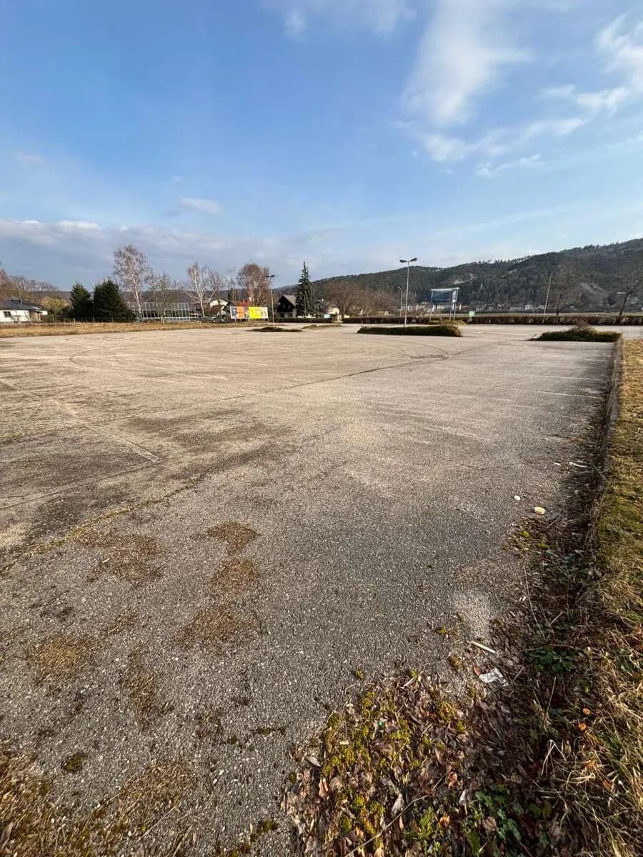 Gewerbeimmobilie mieten in Baden – 70 m², € 8 – Bild 10 von 14