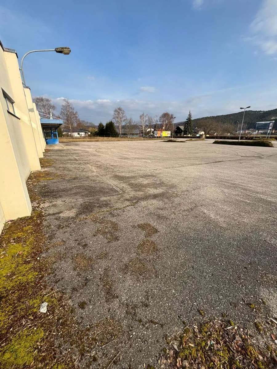 Gewerbeimmobilie mieten in Baden – 70 m², € 8 – Bild 11 von 14