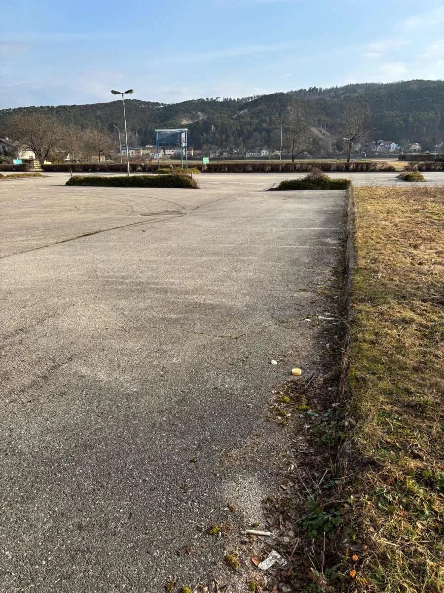 Gewerbeimmobilie mieten in Baden – 70 m², € 8 – Bild 12 von 14