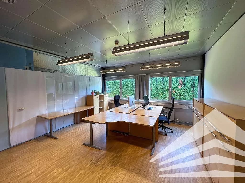 13-Zimmer-Gewerbeimmobilie mieten in Linz – 750 m², € 8.250 – Bild 8 von 16