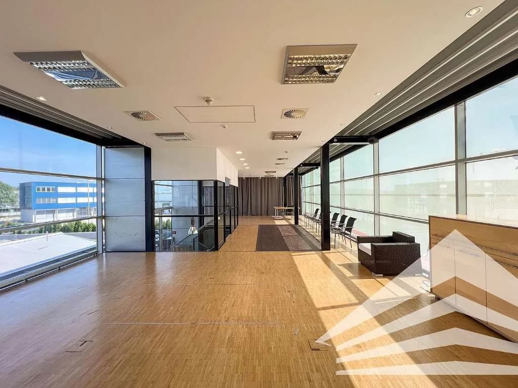13-Zimmer-Gewerbeimmobilie mieten in Linz – 750 m², € 8.250 – Bild 9 von 16