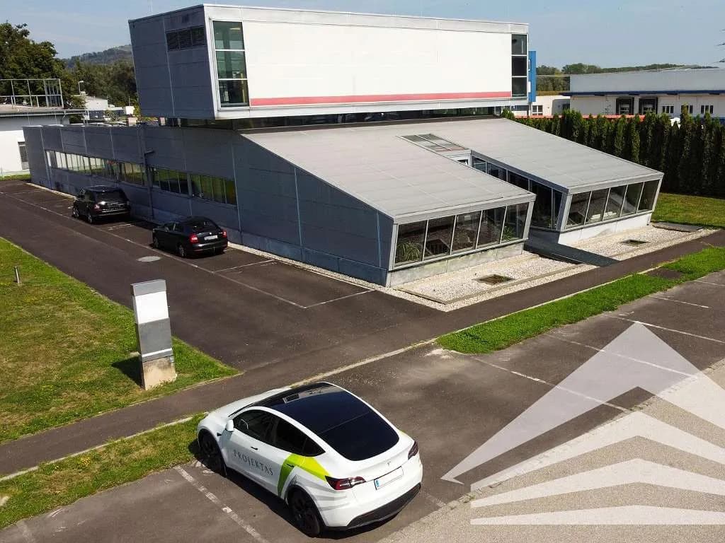 13-Zimmer-Gewerbeimmobilie mieten in Linz – 750 m², € 8.250 – Bild 13 von 16
