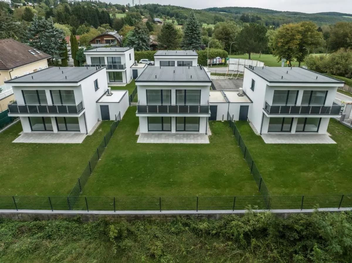 5-Zimmer-Haus mieten in Tulln – 126,6 m², € 1.891