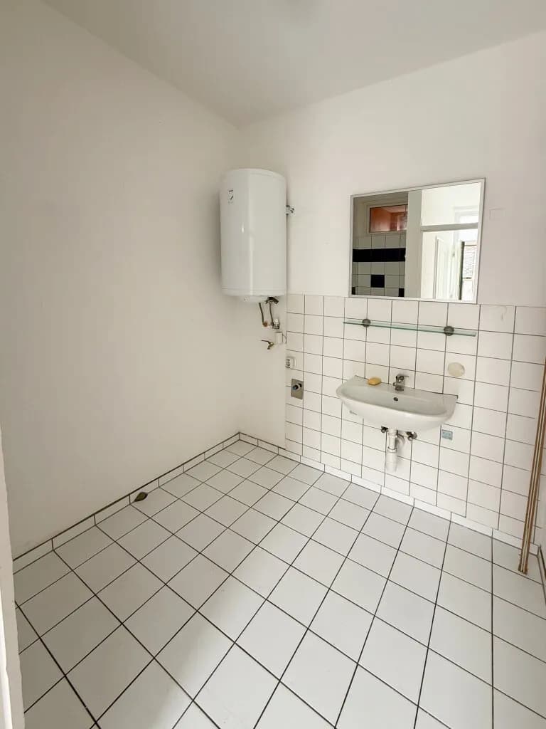 8-Zimmer-Gewerbeimmobilie kaufen in Bruck an der Leitha – 220 m², € 420.000 – Bild 13 von 18