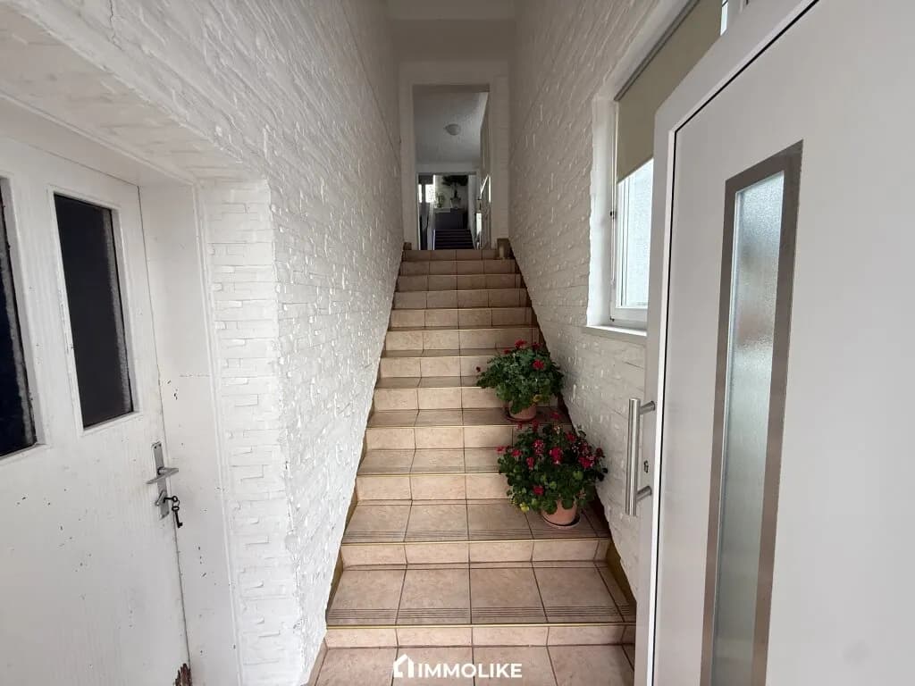 7-Zimmer-Gewerbeimmobilie kaufen in Gmunden – 187 m², € 529.000 – Bild 28 von 30