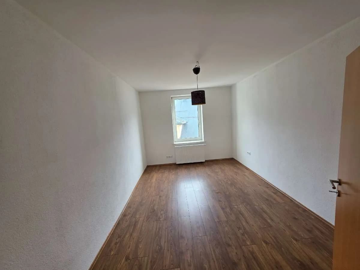 3-Zimmer-Wohnung mieten in Gmunden – 104 m², € 1.295 – Bild 3 von 9