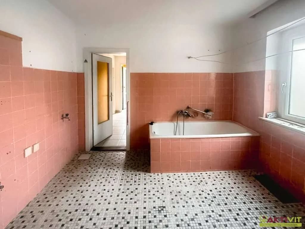 5-Zimmer-Haus kaufen in Braunau am Inn – 156 m², € 385.000 – Bild 6 von 14
