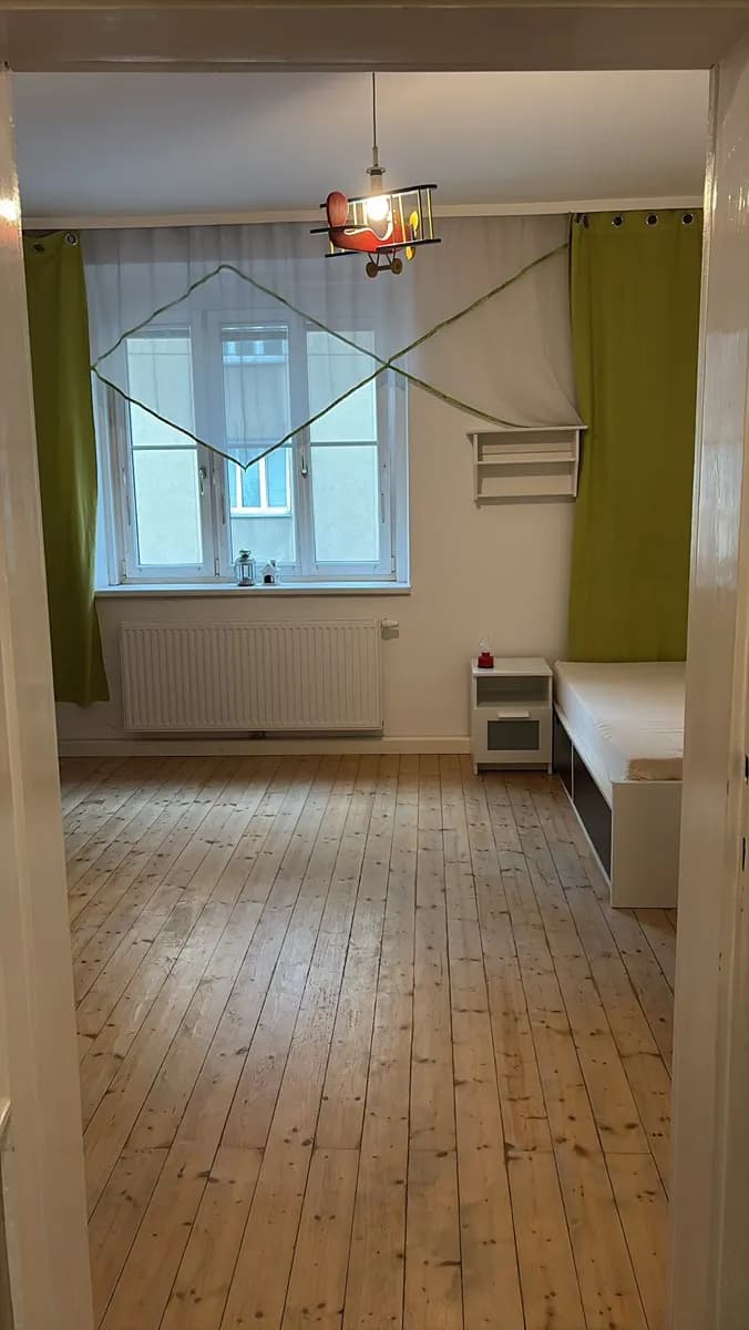 4-Zimmer-Wohnung mieten in Wien – 24 m², € 600