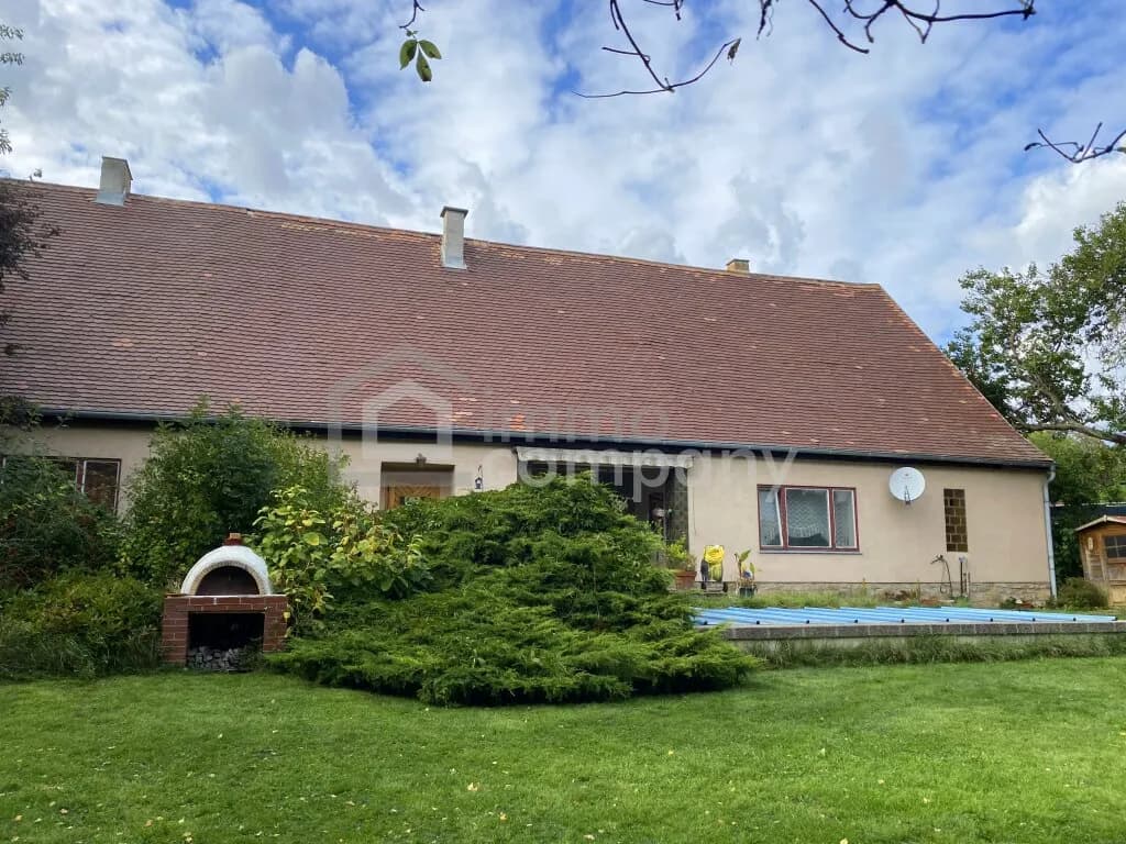 7-Zimmer-Haus kaufen in Bruck an der Leitha – 250 m², € 685.000