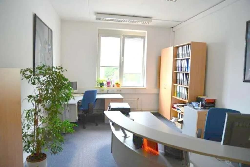8-Zimmer-Gewerbeimmobilie mieten in Graz – 309 m², € 2.988