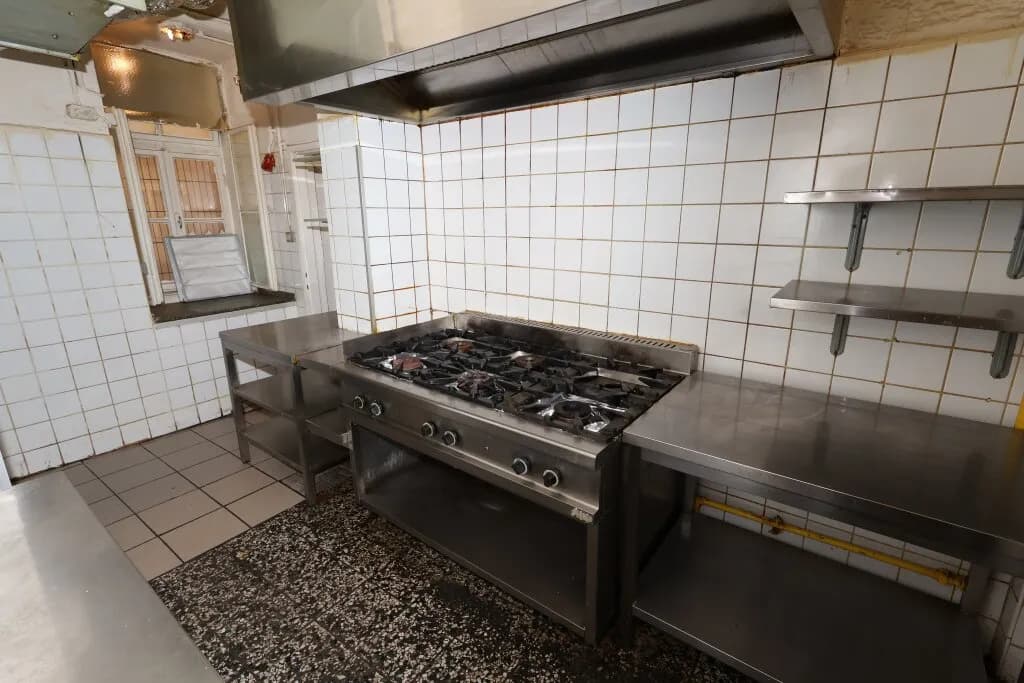 Gewerbeimmobilie mieten in Wien – 125 m², € 1.855 – Bild 2 von 7