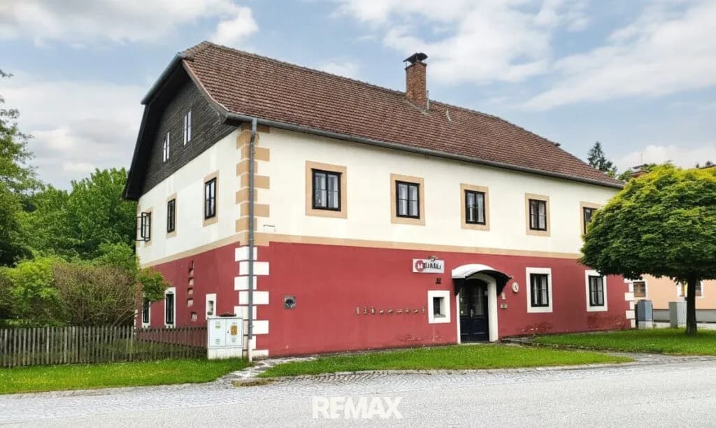 Haus kaufen in Zwettl – 280 m², € 315.000