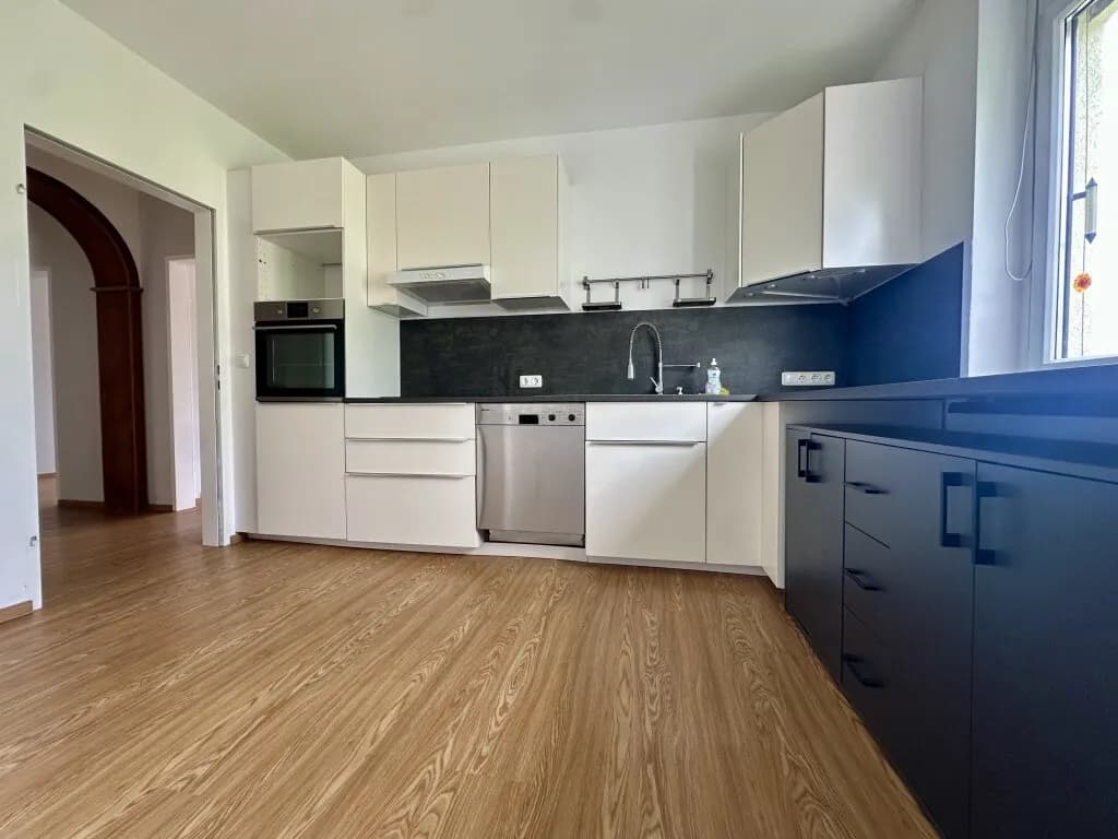 4-Zimmer-Wohnung kaufen in Gmunden – 104,45 m², € 259.000