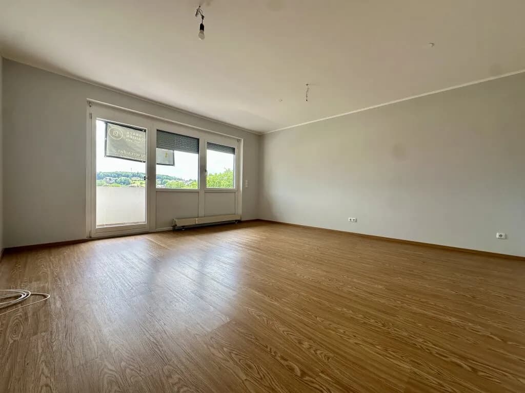 4-Zimmer-Wohnung kaufen in Gmunden – 104,45 m², € 259.000 – Bild 2 von 17