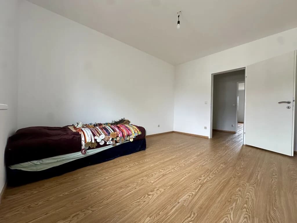 4-Zimmer-Wohnung kaufen in Gmunden – 104,45 m², € 259.000 – Bild 13 von 17