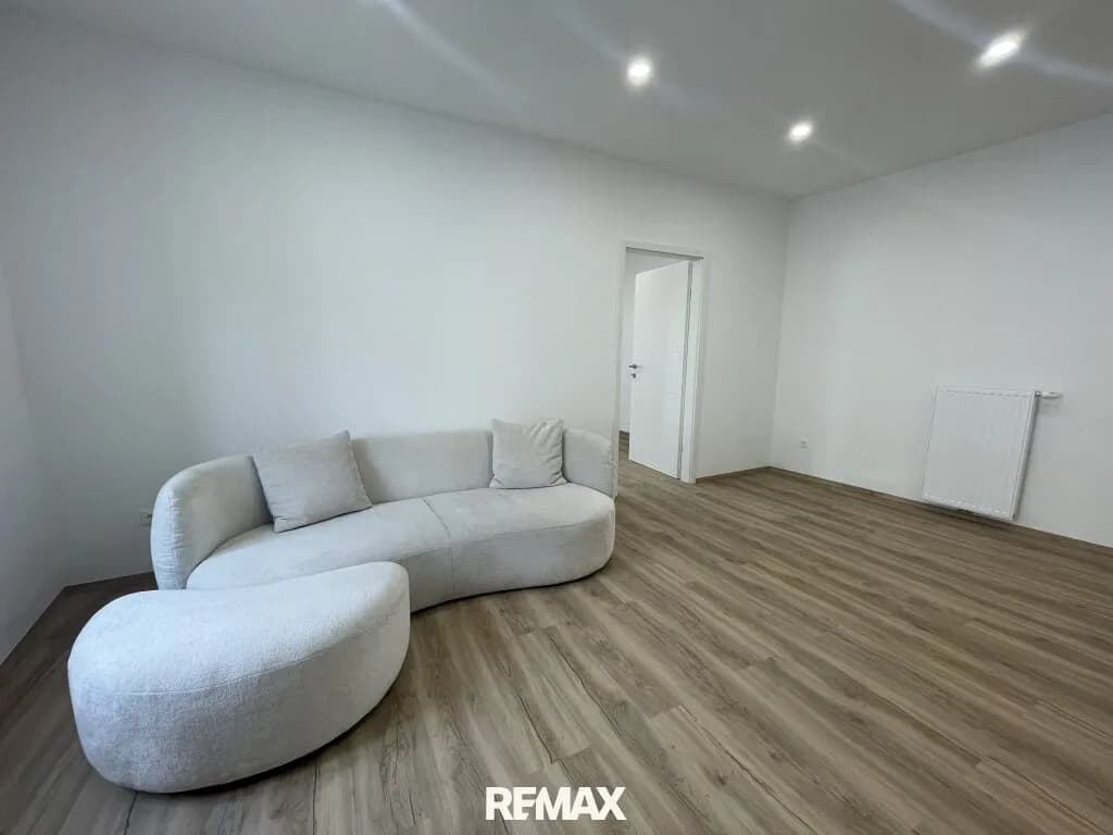 2-Zimmer-Wohnung kaufen in Wiener Neustadt – 57 m², € 170.000 – Bild 3 von 14