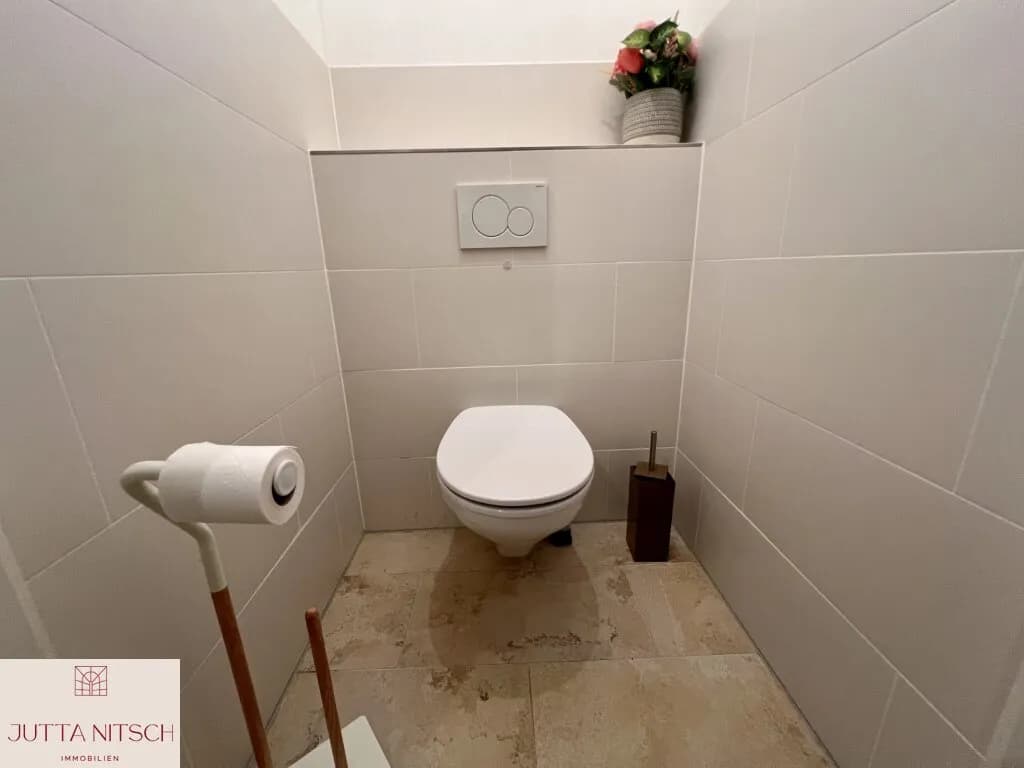 7-Zimmer-Gewerbeimmobilie kaufen in Baden – 219,82 m², € 629.000 – Bild 19 von 31