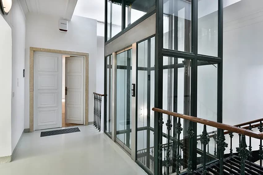 8-Zimmer-Wohnung mieten in Wien – 342,03 m², € 11.500 – Bild 43 von 53