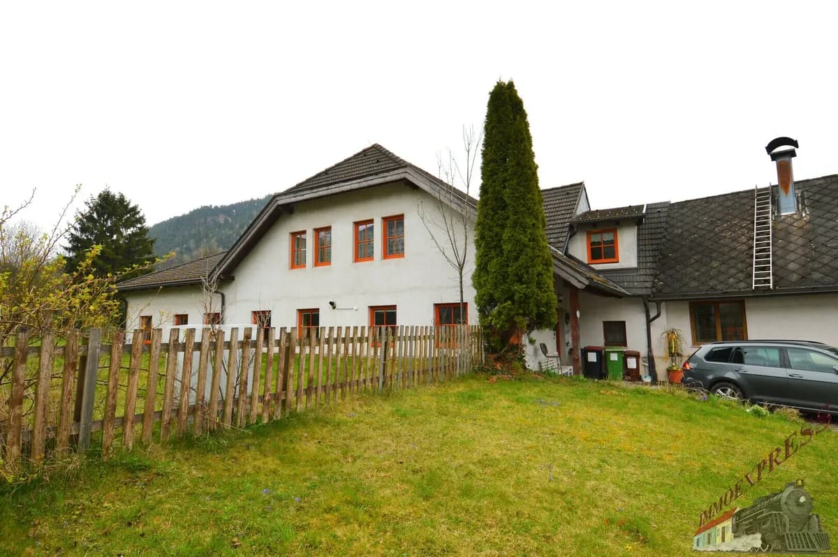 13-Zimmer-Gewerbeimmobilie kaufen in Neunkirchen – 318,6 m², € 520.000 – Bild 2 von 61