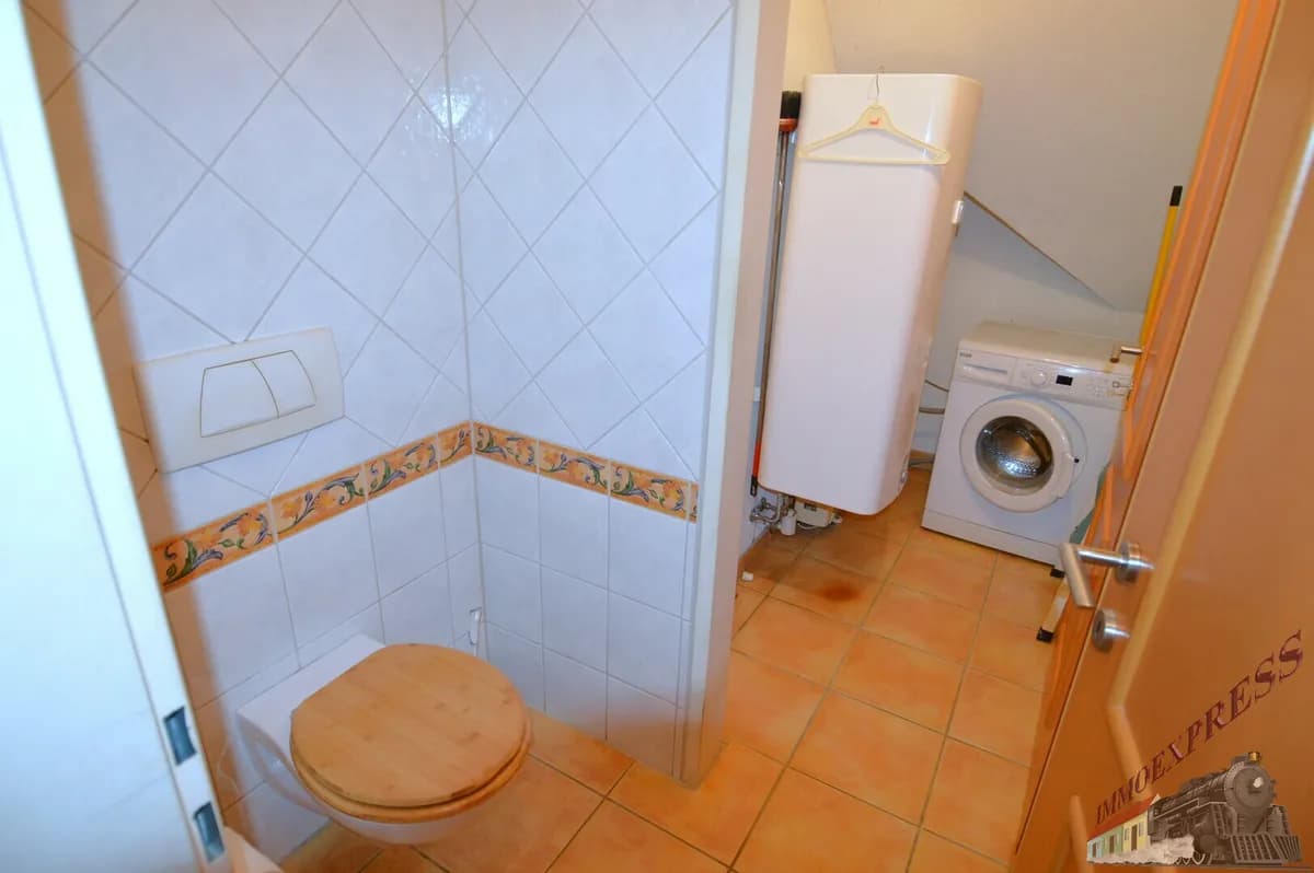 13-Zimmer-Gewerbeimmobilie kaufen in Neunkirchen – 318,6 m², € 520.000 – Bild 11 von 61