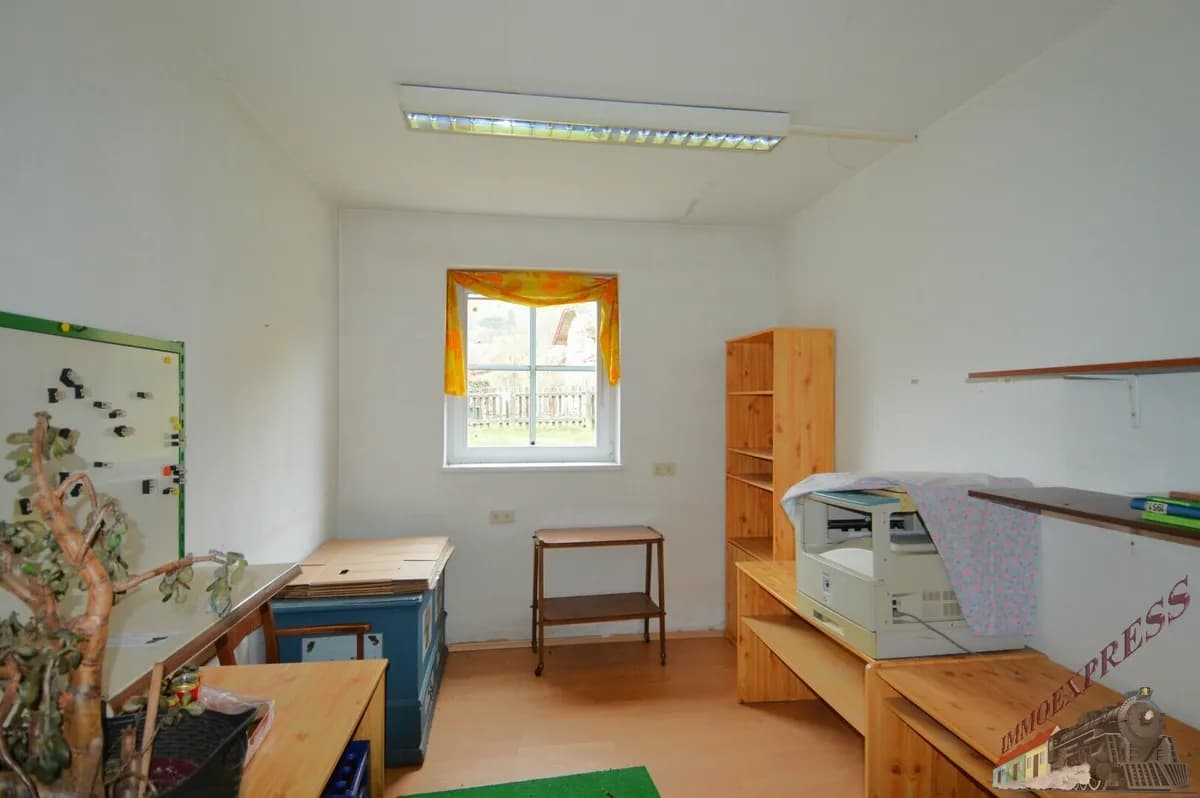 13-Zimmer-Gewerbeimmobilie kaufen in Neunkirchen – 318,6 m², € 520.000 – Bild 12 von 61