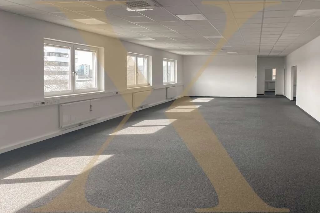 Gewerbeimmobilie mieten in Linz Land – 380 m², € 3.306