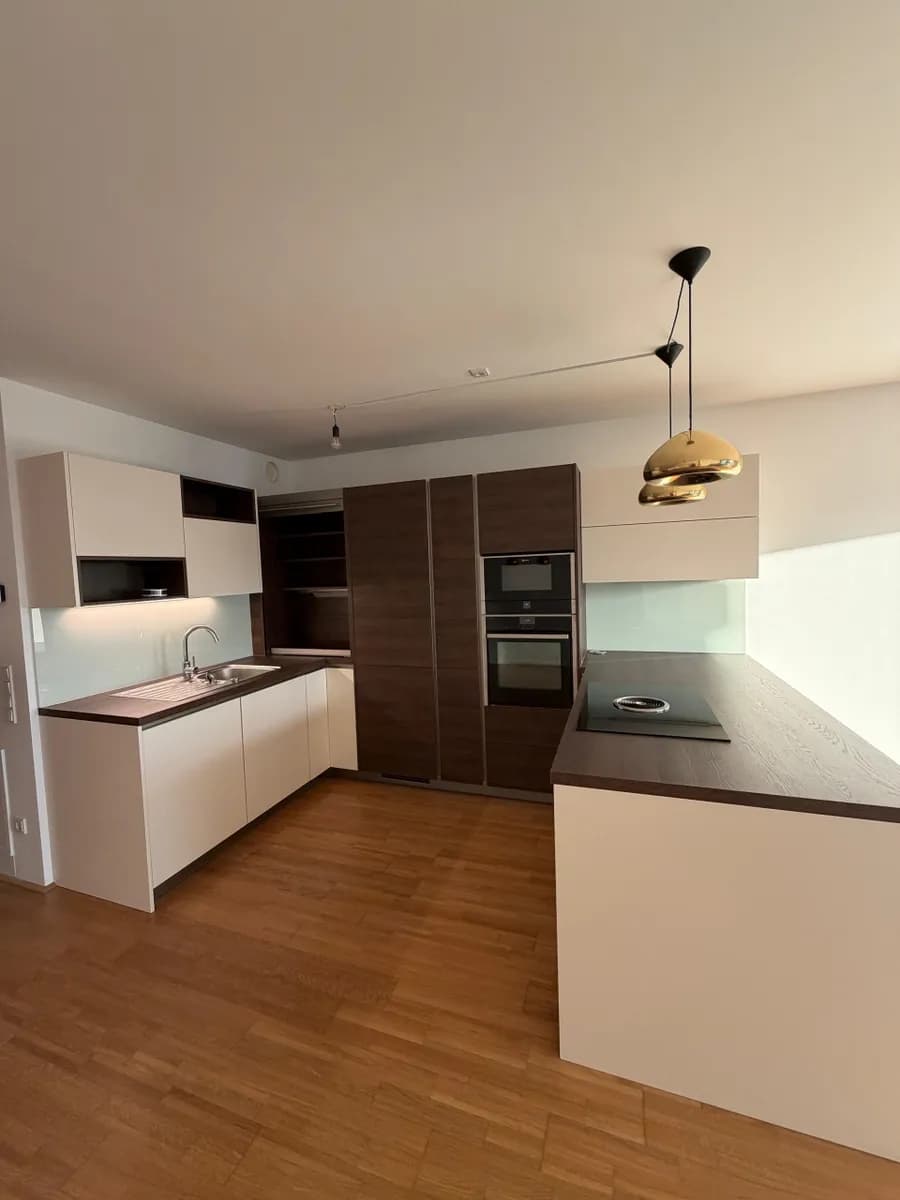 3-Zimmer-Wohnung mieten in Wien – 92 m², € 1.790