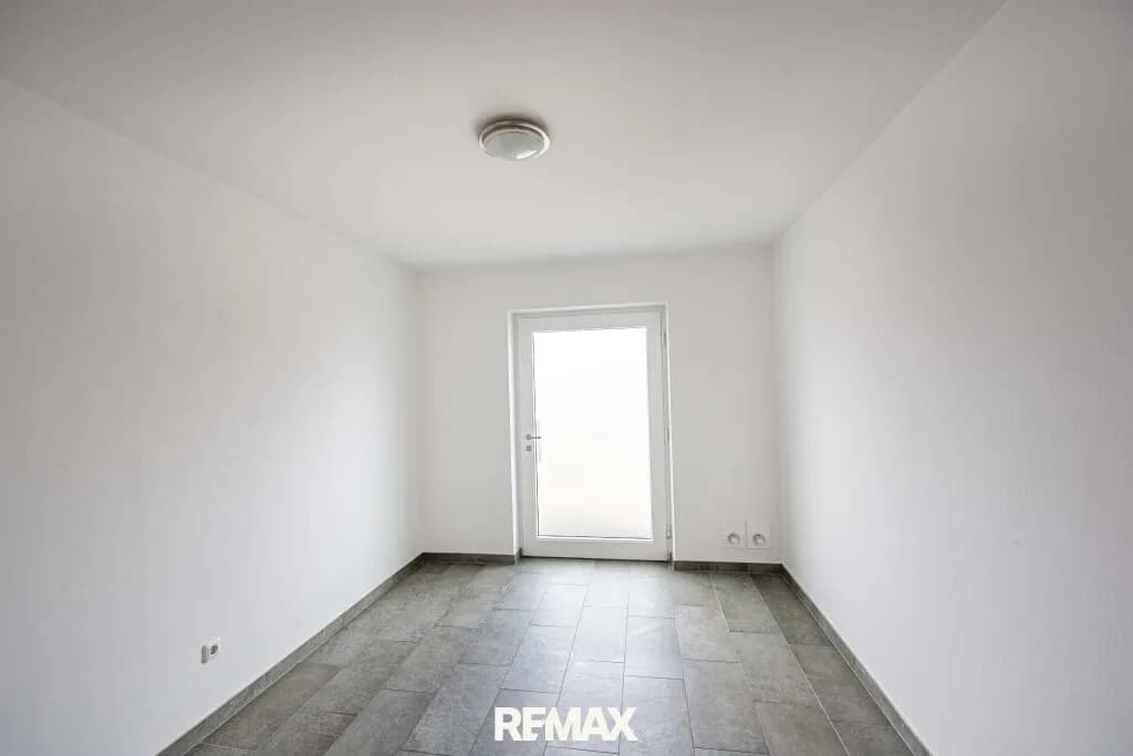 4-Zimmer-Wohnung mieten in Gmunden – 154 m², € 1.200 – Bild 11 von 12