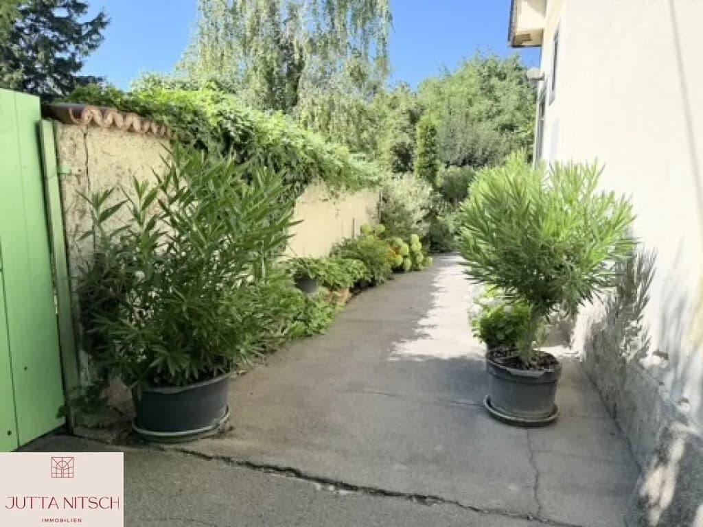 5-Zimmer-Gewerbeimmobilie kaufen in Baden – 200 m², € 590.000 – Bild 2 von 19