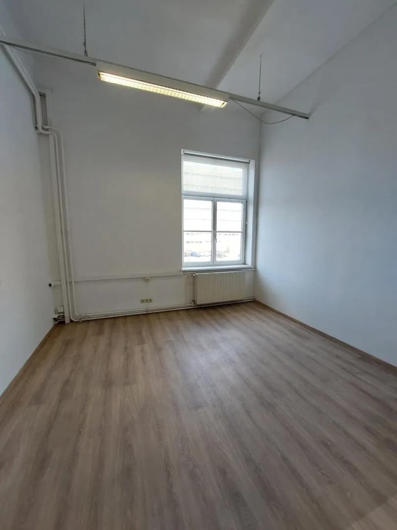 8-Zimmer-Gewerbeimmobilie mieten in Wien – 227 m², € 2.958 – Bild 12 von 15
