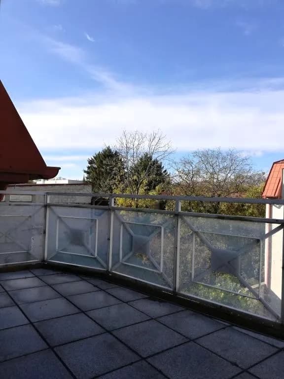 2-Zimmer-Wohnung mieten in Baden – 56 m², € 682